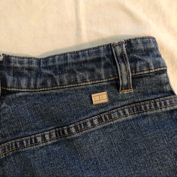 Tommy Hilfiger Cut-off Raw Hem Daisy Duke Shorts - Picture 5 of 5